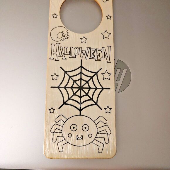 Halloween DIY Wooden Hanging Holiday Event Door Craft Kit Spider Bat Skull Web - Picture 5 of 8